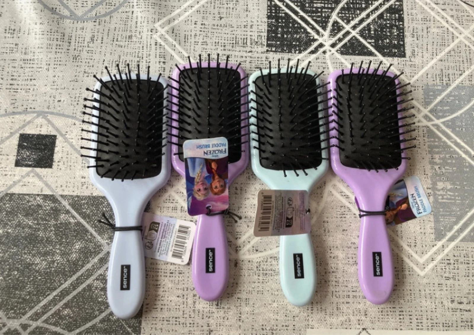 Lot brosse reine des neiges 